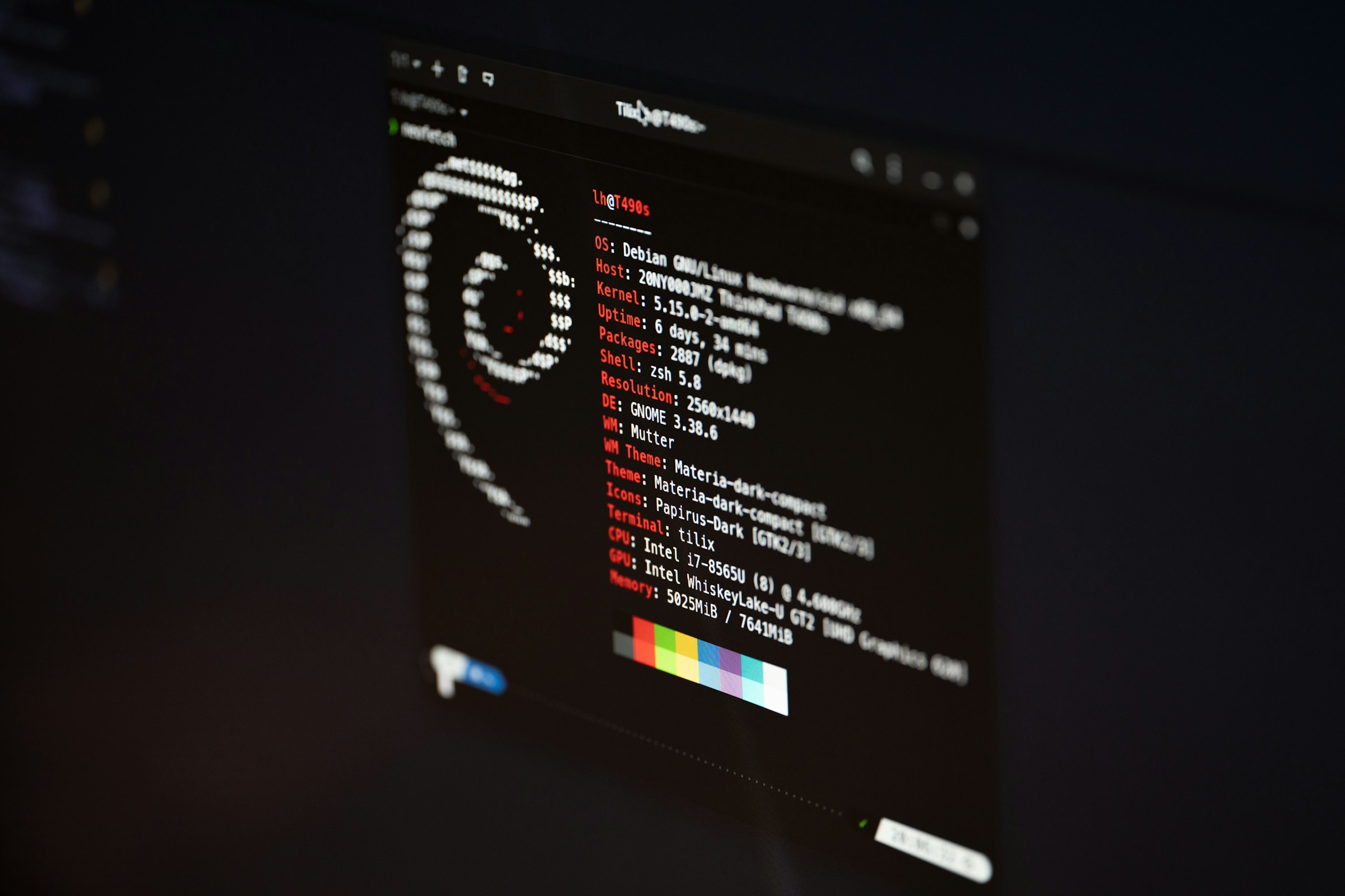 Donde están los log`s del servidor SSH en Debian 12